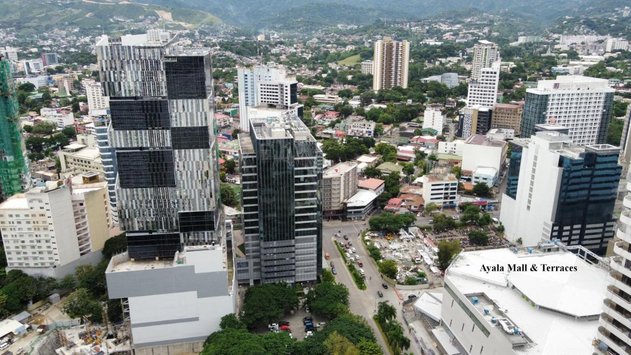 Avalon Condominium Cebu Extérieur photo