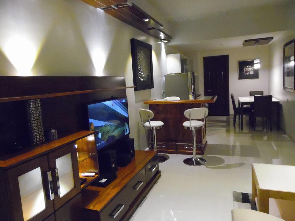 Avalon Condominium Cebu Chambre photo